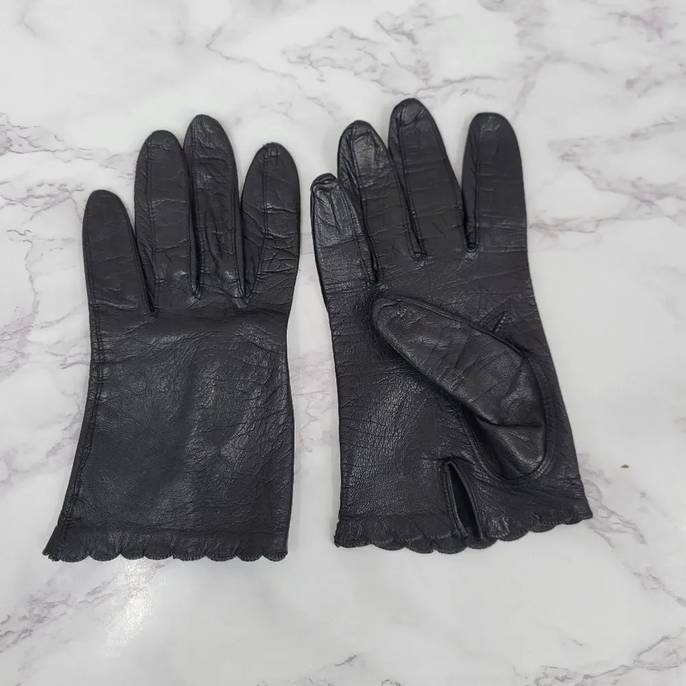 Vintage Italian Short Black Leather Gloves with Scalloped Cuff Dress Driving